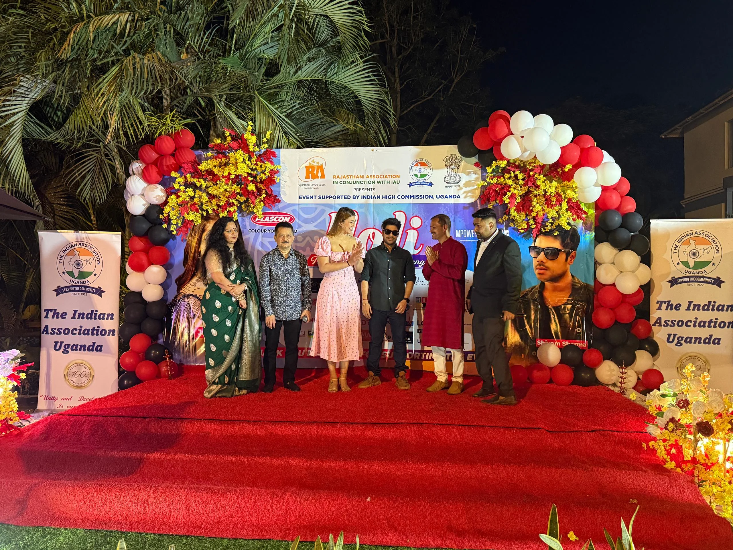 Image of Dr. Karthik Jha with a client 9